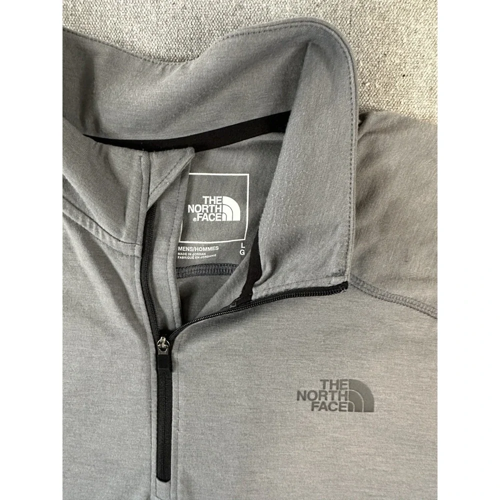 The North Face Men's Quarter Zip Fleece Pullover Gray Size Large Lightweight